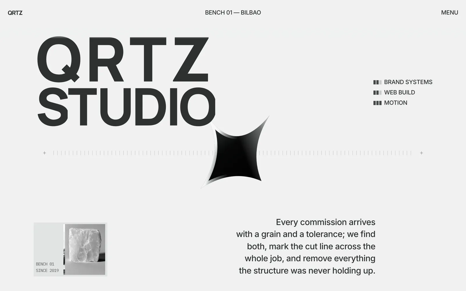 Pantalla de la página de QRTZ: Estudio creativo independiente, en inglés